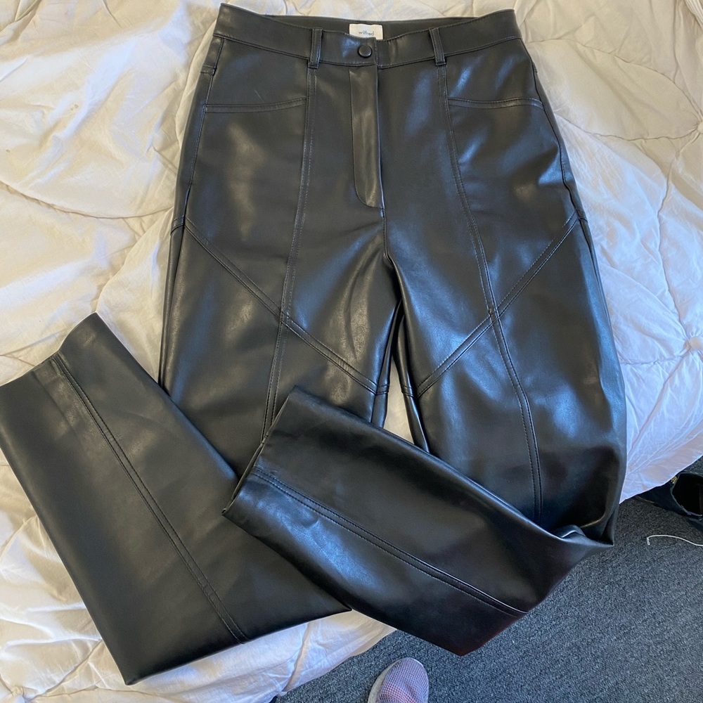 Aritzia Wilfred leather pants size 6